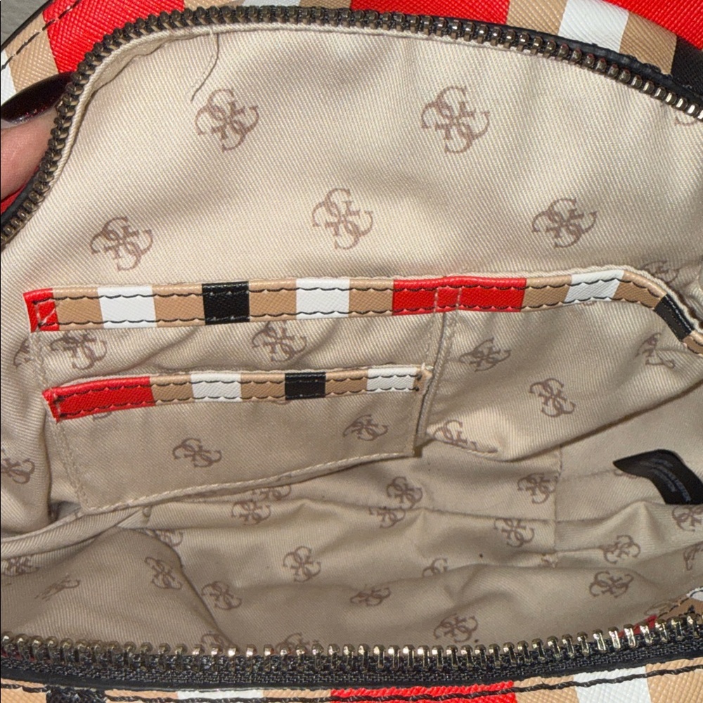 GUESS Red and Cream Striped Shoulder Bag with Gold Handles - Picture 15 of 16